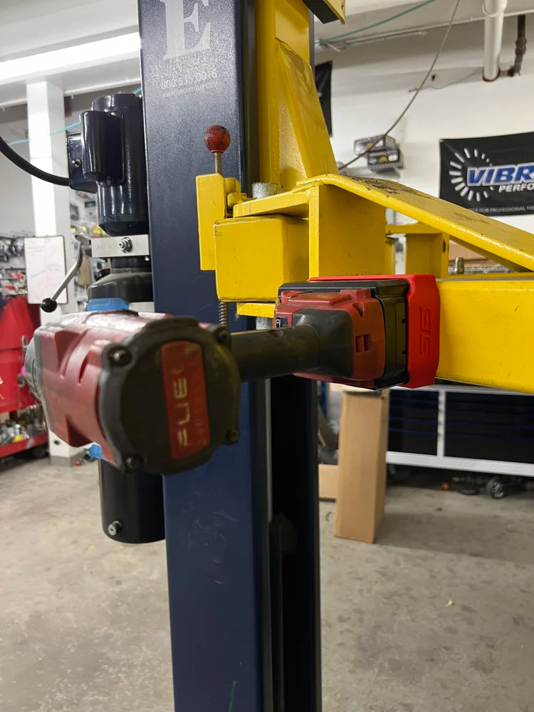 STS Auto Design MW1868HO – Milwaukee M18 Hi Output 6.0Ah/8.0Ah Magnetic Battery Cover - Ridge Toolbox